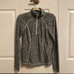 Athletic quarter zip long sleeve